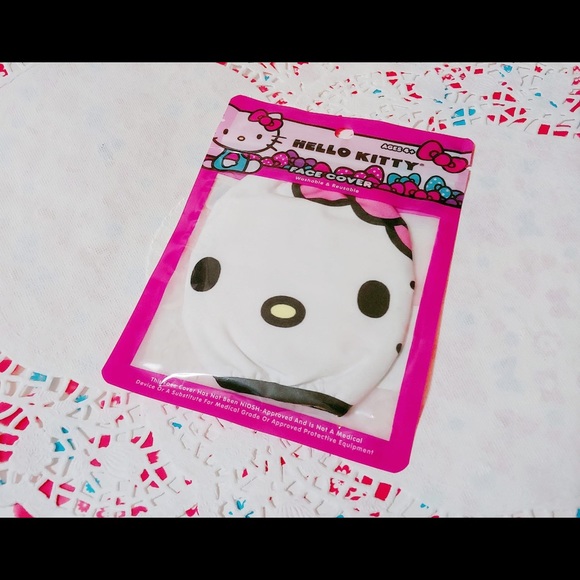 Sanrio Hello Kitty Kids Face Mask - Picture 1 of 3